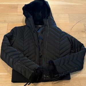 bebe Black Chevron Puffer Jacket with Faux Fur Trim